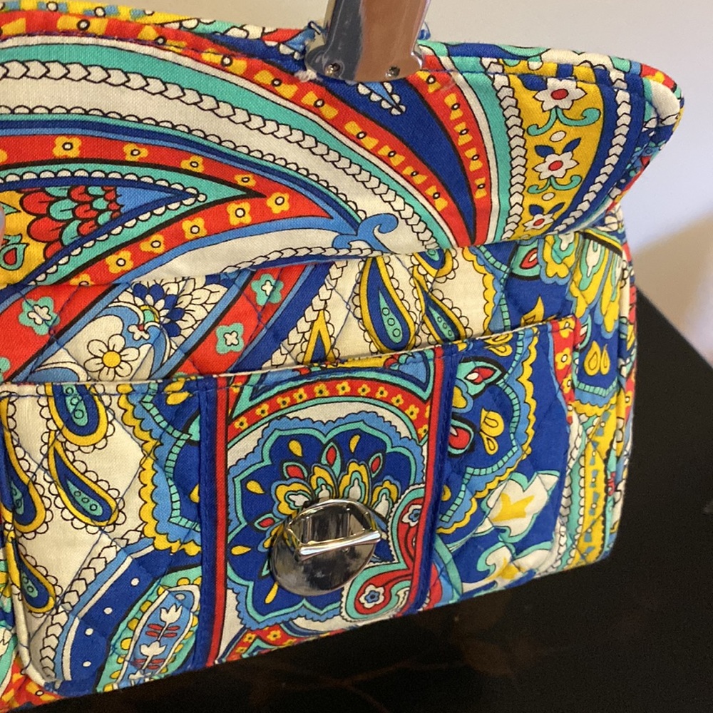 Vera Bradley Wristlet - Picture 4 of 5